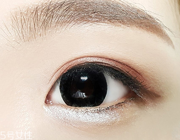 臥蠶筆什么顏色最自然？pony力薦魅惑金色