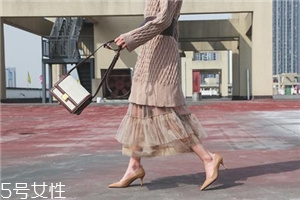 高跟鞋有點松怎么辦？教你三個小妙招