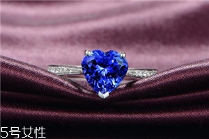 坦桑石多少錢一克拉？一般都在上千元