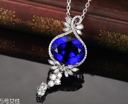 坦桑石和藍寶石有什么區(qū)別？寶石大對比