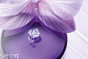 蘭蔻塑顏雪花霜怎么用？按照官方提拉手法效果最好