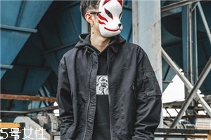 男生怎么穿衣服好看？三款單品幫你加分