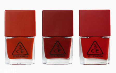 怎么自己在家美甲？4個(gè)步驟打造創(chuàng)意美甲