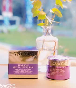 蘭蔻塑顏雪花霜適合什么膚質(zhì)？敏感肌膚同樣適用