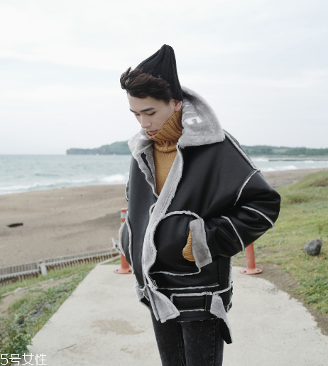 偏瘦的男生穿什么好看？教你輕松做型男