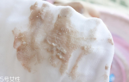 evelom卸妝膏好用嗎？防水彩妝也能輕松卸除