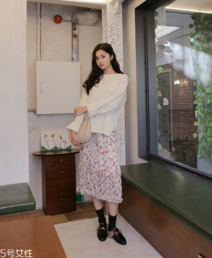 春天穿什么長裙好看？這幾款助你魅力激增