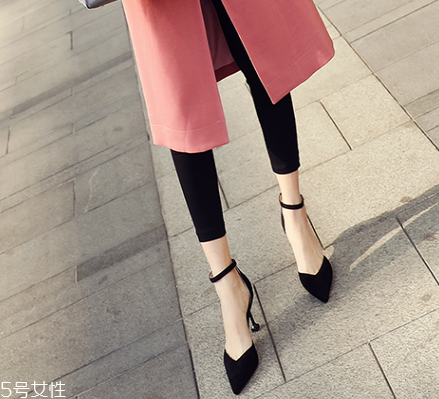 高跟鞋前面擠腳怎么辦？高跟鞋擠腳這樣做