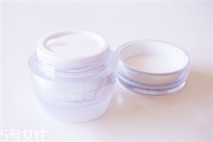 擦素顏霜會(huì)不會(huì)過敏 因人而異