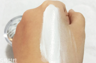 擦素顏霜會(huì)不會(huì)過敏 因人而異