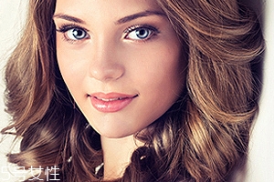 用燙發(fā)水前要洗頭嗎？潔凈頭皮才能燙發(fā)