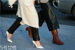 高跟鞋鞋跟歪了怎么辦？高跟鞋走路要注意