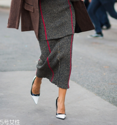 高跟鞋鞋跟太響怎么辦？走路太響這樣解決