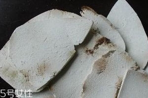 茯苓為什么是苦的 茯苓味辛苦平 茯苓為什么是苦的 茯苓味辛苦平