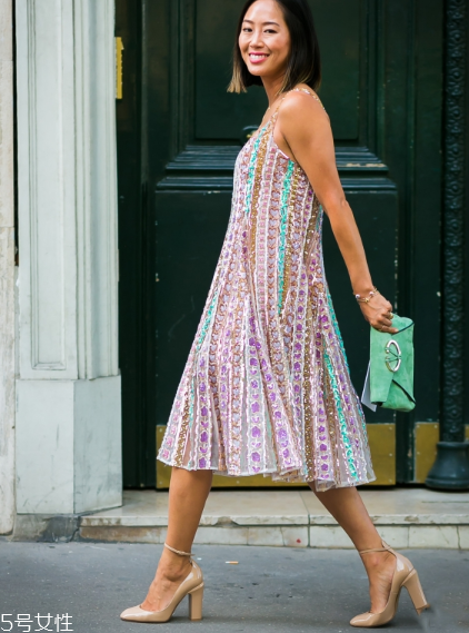 參加婚禮穿什么鞋子？?jī)?yōu)雅與時(shí)髦并存