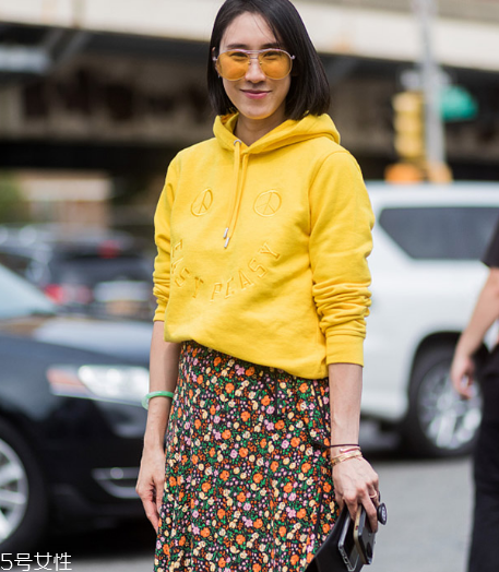 半身裙配什么上衣？既暖又顯瘦的穿搭推薦