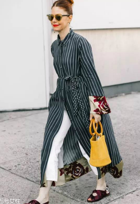 裙子搭配褲子好看嗎？打開時尚的新方式