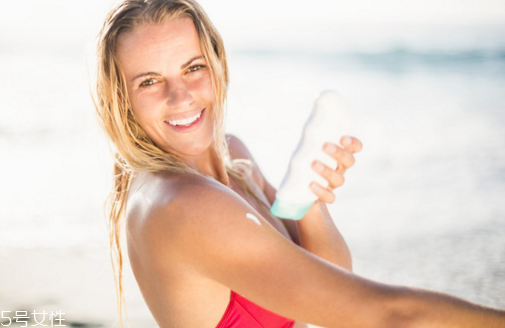 防曬霜是不是防曬指數(shù)越高越好 身體防曬霜需要卸妝 防曬霜是不是防曬指數(shù)越高越好 身體防曬霜需要卸妝