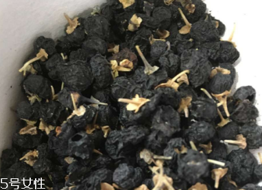 黑枸杞能和紅枸杞一起泡嗎？