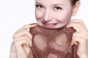 半畝花田海藻面膜怎么用？