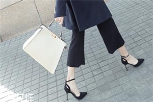 高跟鞋腳往前滑怎么辦？巧妙使用小工具