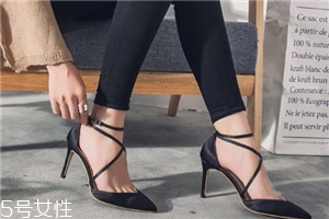 高跟鞋開(kāi)膠了怎么辦？高跟鞋脫膠這樣處理