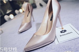 高跟鞋225是多少碼？原來(lái)是35碼