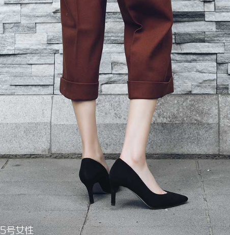 高跟鞋230是多少碼？高跟鞋尺碼要選對