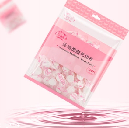 面膜紙泡什么最補水？