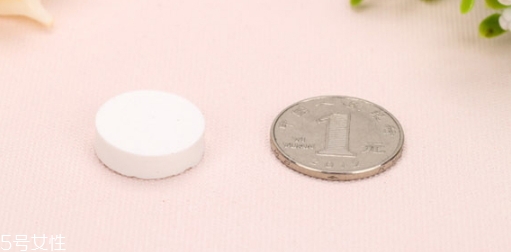 面膜紙泡什么最補水？