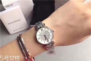 armani阿瑪尼滿(mǎn)天星手表是機(jī)械表嗎？