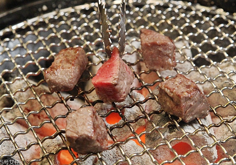 牛肉各個(gè)部位怎么烤好吃又嫩 牛肉各個(gè)部位怎么烤好吃又嫩