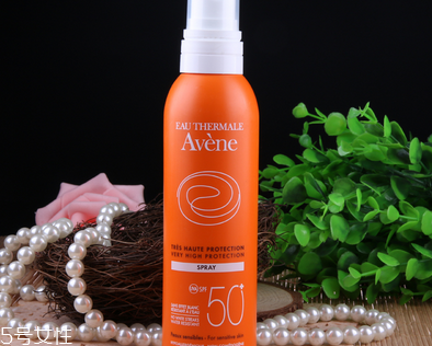 雅漾防曬噴霧正確用法 攜帶方便又便捷 雅漾防曬噴霧正確用法 攜帶方便又便捷