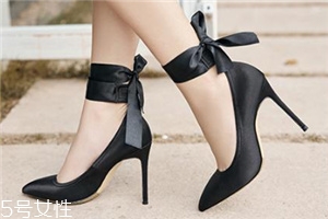 高跟鞋鞋底怎么清洗？鞋底臟了這樣洗