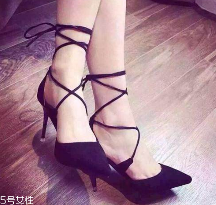 高跟鞋內(nèi)側(cè)磨損怎么辦？高跟鞋磨損修補(bǔ)方法