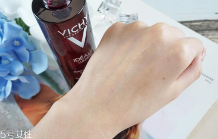 薇姿魔幻水怎么樣？薇姿水光煥亮角質(zhì)調(diào)理液好用嗎？