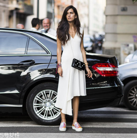 春天穿什么衣服最時髦？18年潮流解讀