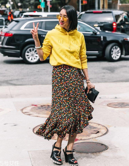 春天怎么搭配衣服好看？開(kāi)春回頭率爆表