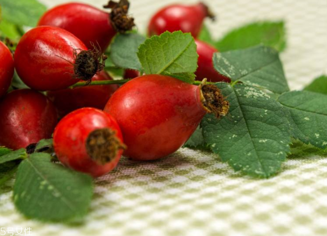 玫瑰果油有結(jié)晶是假貨嗎？純正玫瑰果油不會結(jié)晶