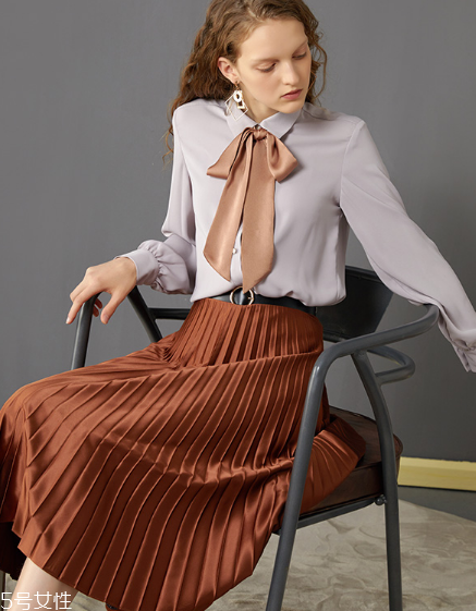 干洗一件襯衫多少錢？襯衫干洗這么便宜