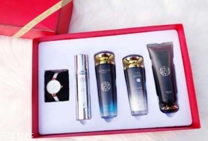 九美子適合什么年齡？美白藥妝品牌