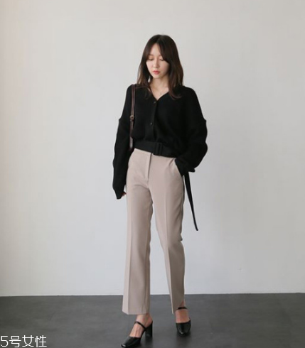 襯衫搭配什么褲子？簡約時尚兩不誤