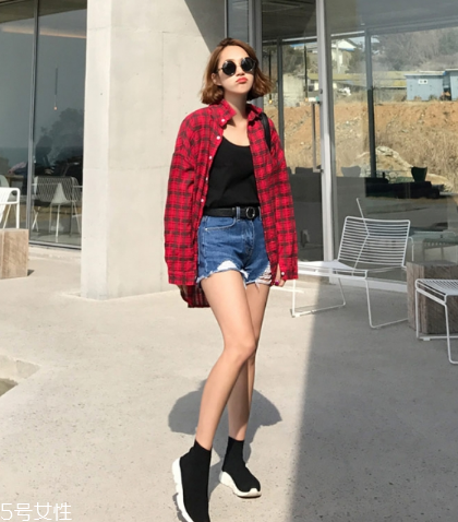 寬松襯衣怎么穿好看？造型感十足的穿搭