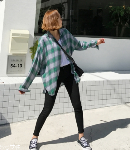 寬松襯衣怎么穿好看？造型感十足的穿搭