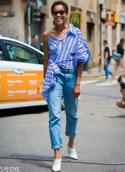 燈籠袖襯衫怎么搭配？藏起你的拜拜肉