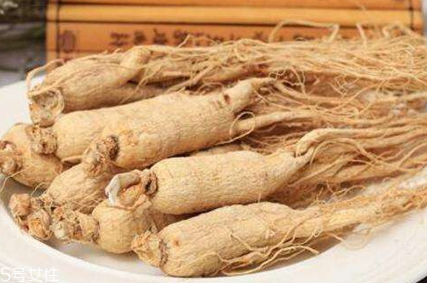 白參什么季節(jié)吃最好 秋冬進食比較好 白參什么季節(jié)吃最好 秋冬進食比較好