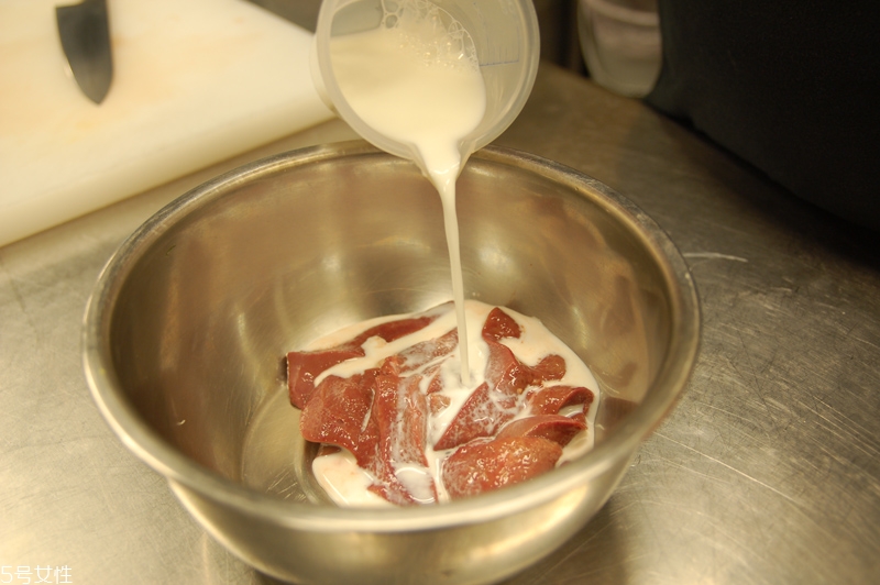 豬內(nèi)臟怎么清洗 常見豬內(nèi)臟選購(gòu)與處理