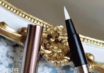 眼距太寬怎么畫眼線？眼頭尖角全描黑