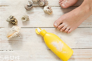 身體乳用后要洗掉嗎 身體乳使用小常識 身體乳用后要洗掉嗎 身體乳使用小常識