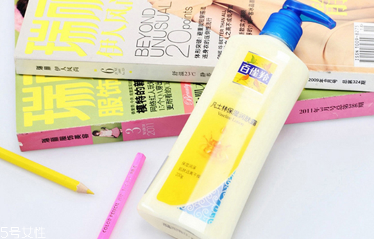 凡士林身體乳可以擦臉嗎 面部還是使用面部護膚品 凡士林身體乳可以擦臉嗎 面部還是使用面部護膚品